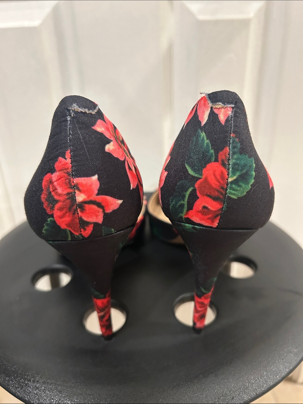 Vince Camuto Floral Pumps Size 9.5 - Picture 5 of 9